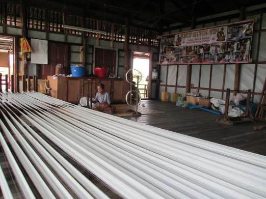 Lotus weaving center
